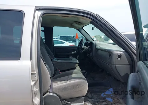 2006 Chevrolet Silverado 2500Hd Work Truck from USA, damaged, VIN 1GCHC23U86F159794